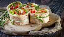 Tortillas de légumes, saumon et crème de gingembre