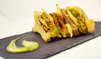 Club Sandwich guacamole, poulet et parmesan croustillant