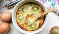 Clafoutis kiwi et chocolat blanc