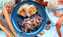 Saumon grillé en croute de riz et mille feuilles de légumes rôtis