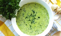 Velouté de petits pois au gorgonzola